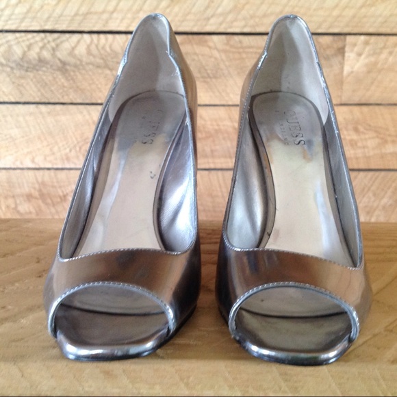 Guess Wedge 6 Silver Patent Leather Peep Toe Pump - Picture 3 of 7